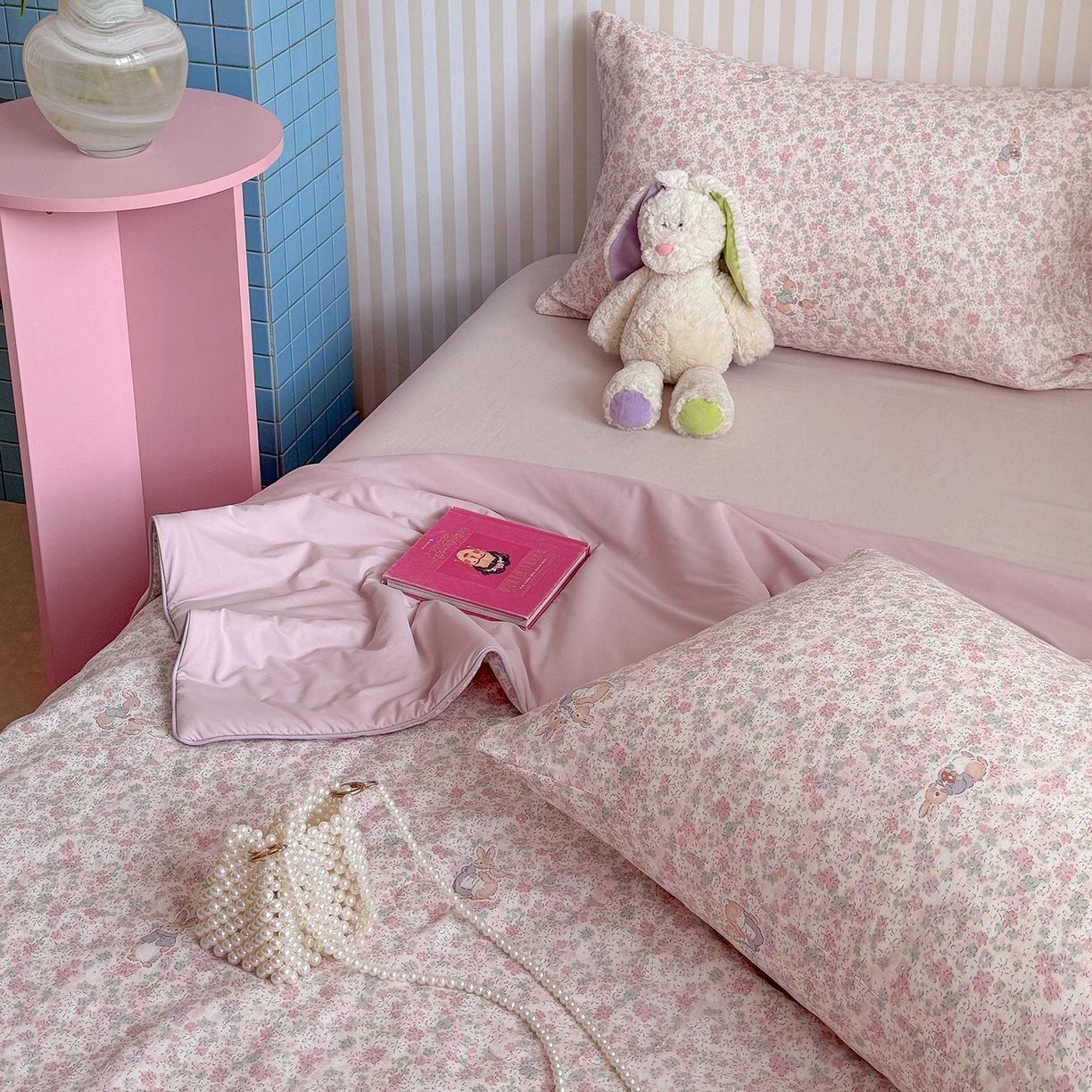 91家纺网 家纺一手货源 找家纺 麦伦家居 2026新品双层纱小冰皮夏被夏凉被空调被 花影兔粉