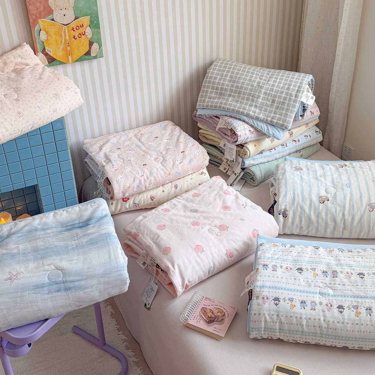 91家纺网 家纺一手货源 找家纺 麦伦家居 2026新品双层纱小冰皮夏被夏凉被空调被 组合图仅供展示不可下单