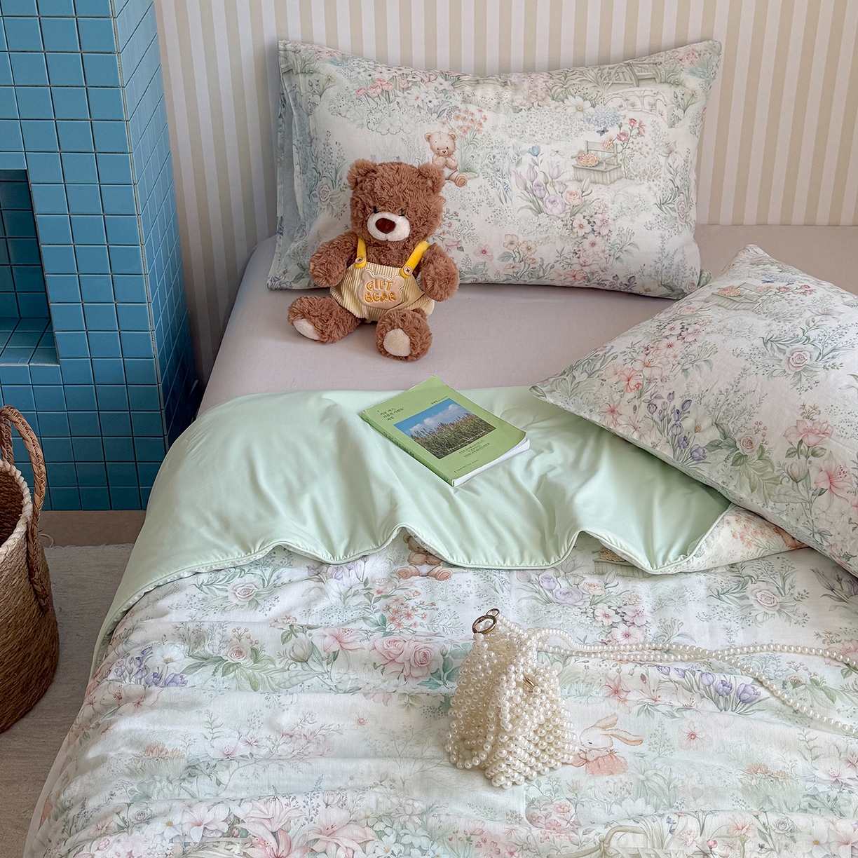 91家纺网 家纺一手货源 找家纺 麦伦家居 2026新品双层纱小冰皮夏被夏凉被空调被 盛夏粉德拉-绿