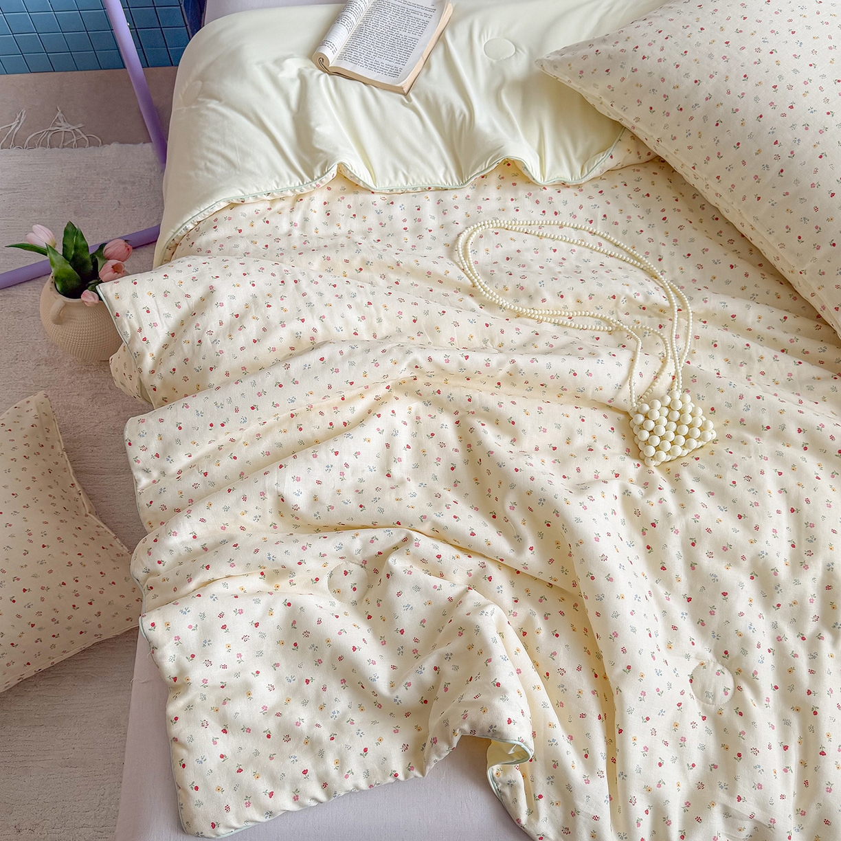 91家纺网 家纺一手货源 找家纺 麦伦家居 2026新品双层纱小冰皮夏被夏凉被空调被 奶杏小碎花