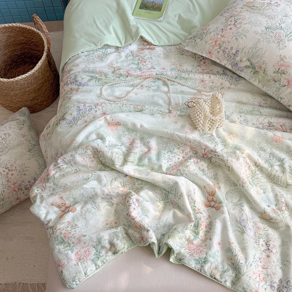 91家纺网 家纺一手货源 找家纺 麦伦家居 2026新品双层纱小冰皮夏被夏凉被空调被 盛夏粉德拉-绿