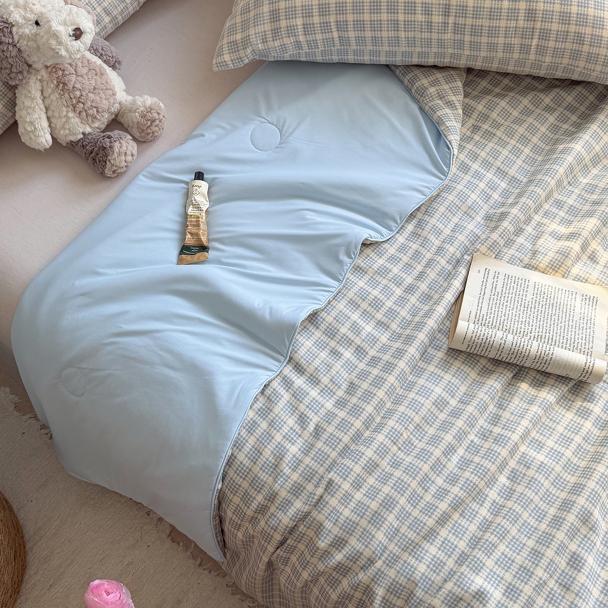 91家纺网 家纺一手货源 找家纺 麦伦家居 2026新品双层纱小冰皮夏被夏凉被空调被 方格蓝