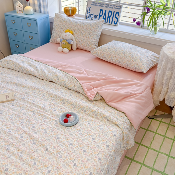 91家纺网 家纺一手货源 找家纺 美派 2026新款古法水洗云朵棉云感纱夏被夏凉被空调被 春日初恋