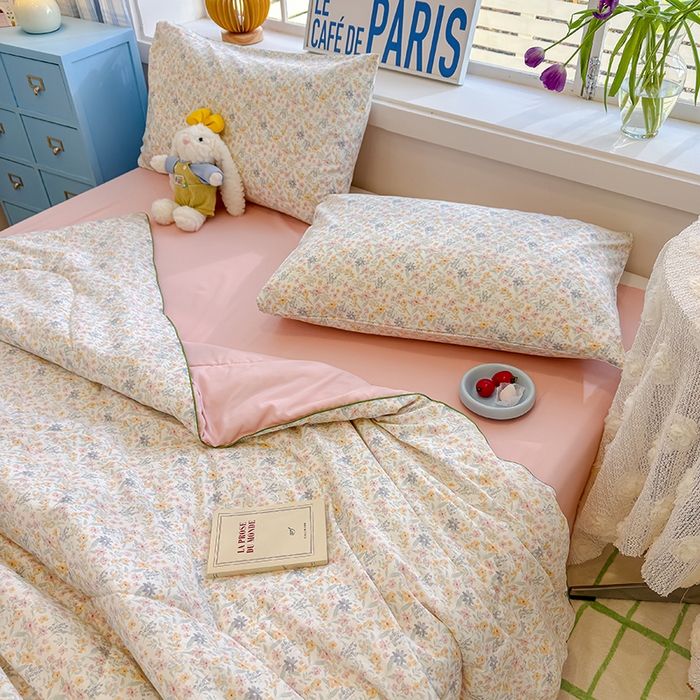 91家纺网 家纺一手货源 找家纺 美派 2026新款古法水洗云朵棉云感纱夏被夏凉被空调被 春日初恋