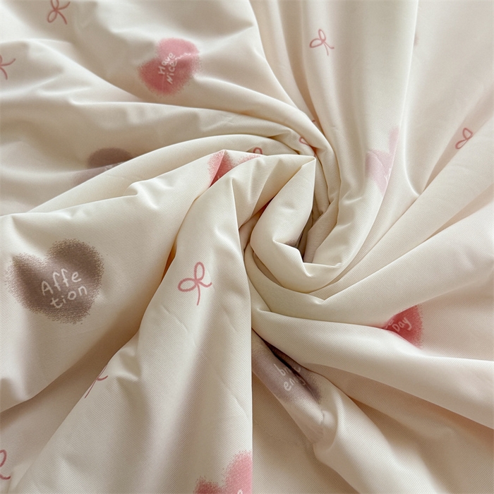91家纺网 家纺一手货源 找家纺 吾欢心 2026新款仿锦安高克重凉感丝（含氨纶）夏凉被冰激凌空调被凉感小冰皮夏被 爱心蝴蝶结