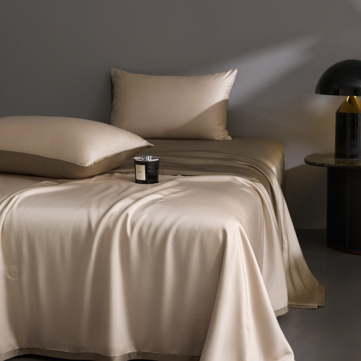 91家纺网 家纺一手货源 找家纺 纪梵茜 2026新品蚕丝被兰精天丝夏被四件套100%蚕丝夏凉被子夏季空调被 藕色