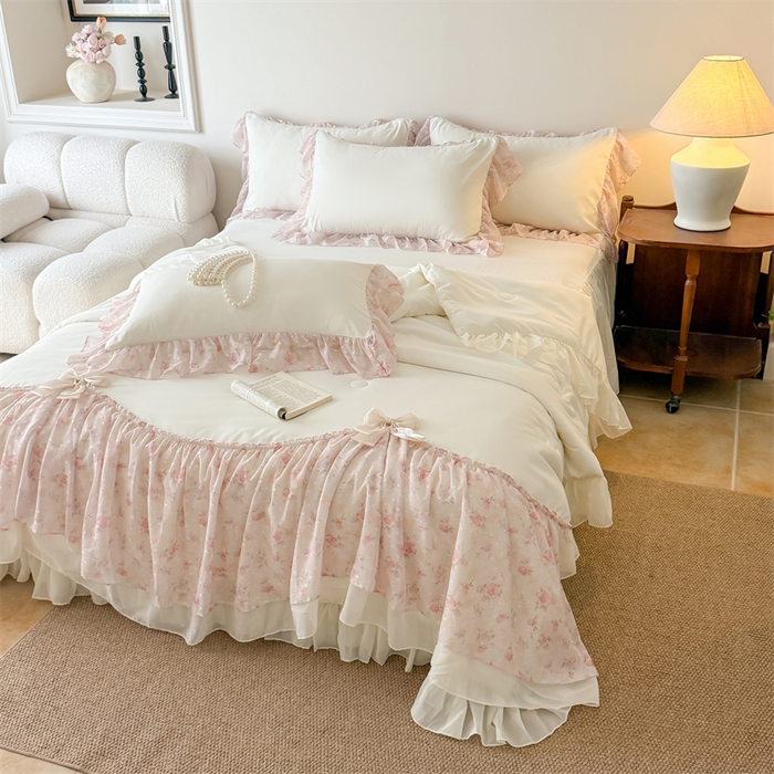 91家纺网 家纺一手货源 找家纺 富盛家纺 2026新款雪纺蕾丝刺绣法式床裙韩版夏凉被空调被夏被四件套 夏被四件套—浪漫主义（米白）