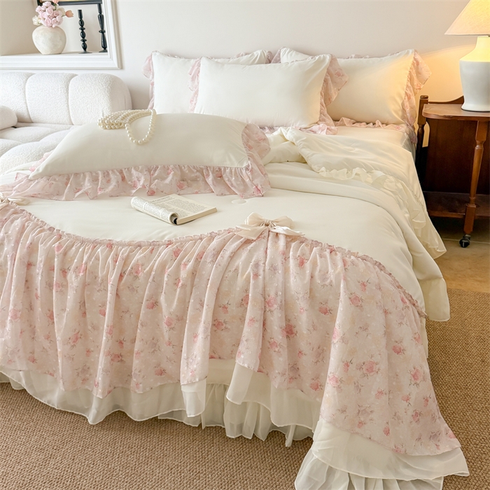 91家纺网 家纺一手货源 找家纺 富盛家纺 2026新款雪纺蕾丝刺绣法式床裙韩版夏凉被空调被夏被四件套 夏被四件套—浪漫主义（米白）