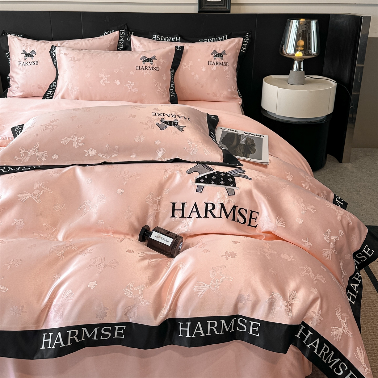 91家纺网 家纺一手货源 找家纺 笙意家纺 2026新款水洗冰丝刺绣宽边四件套-马力全开 马力全开-奶油粉