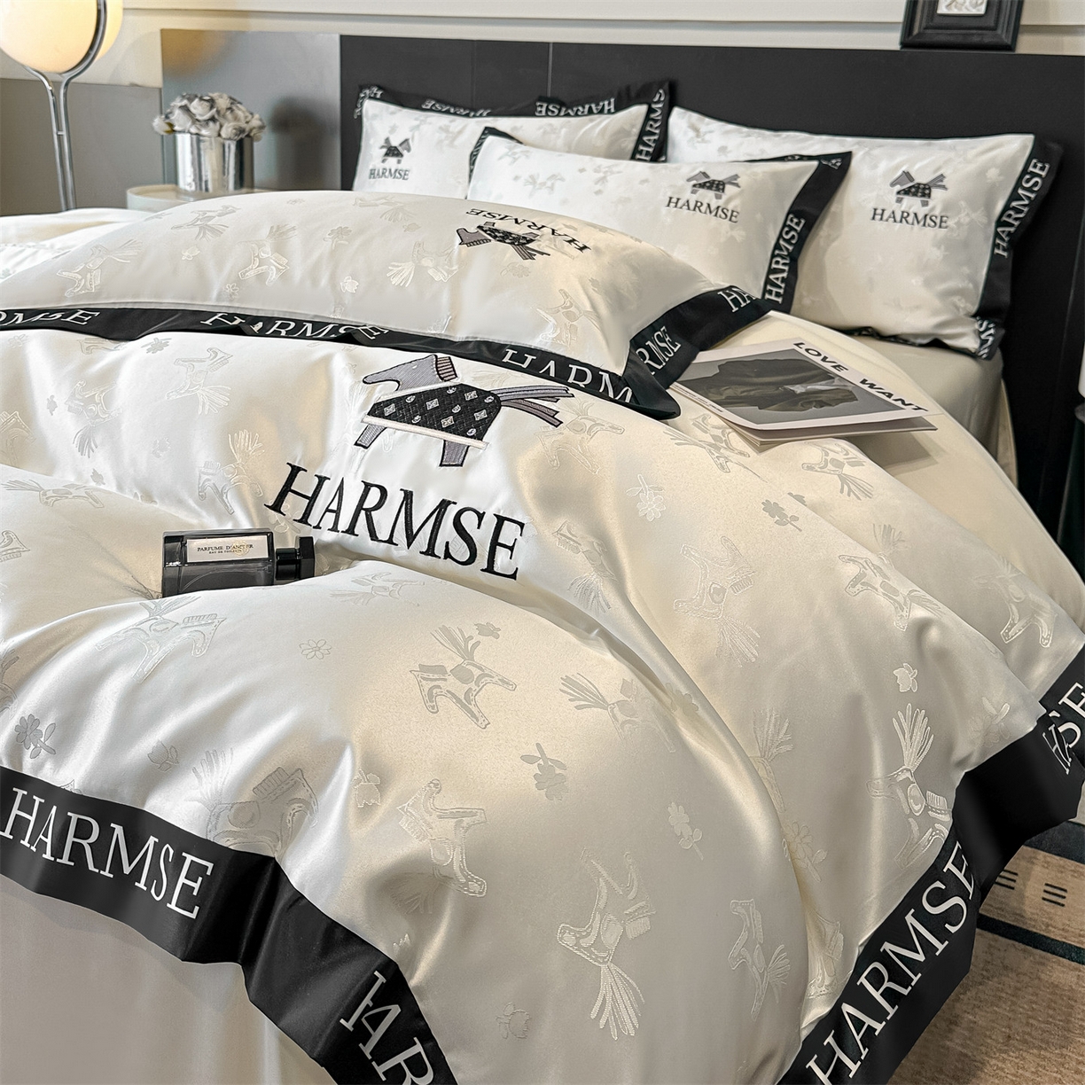 91家纺网 家纺一手货源 找家纺 笙意家纺 2026新款水洗冰丝刺绣宽边四件套-马力全开 马力全开-奶昔白