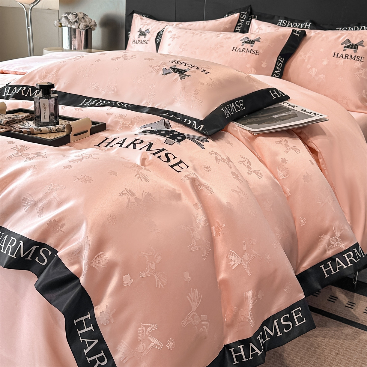 91家纺网 家纺一手货源 找家纺 笙意家纺 2026新款水洗冰丝刺绣宽边四件套-马力全开 马力全开-奶油粉