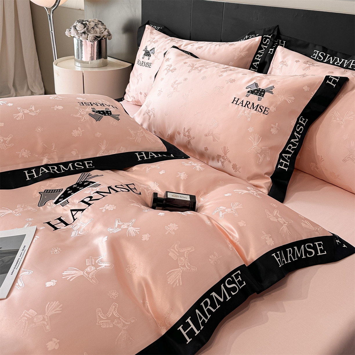 91家纺网 家纺一手货源 找家纺 笙意家纺 2026新款水洗冰丝刺绣宽边四件套-马力全开 马力全开-奶油粉