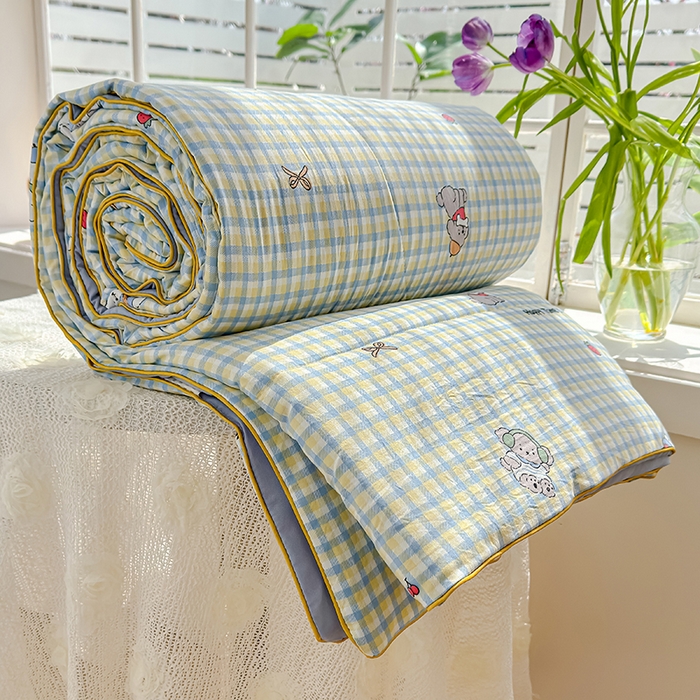 91家纺网 家纺一手货源 找家纺 美派 2026新款古法水洗云朵棉云感纱夏被夏凉被空调被 萌格小熊