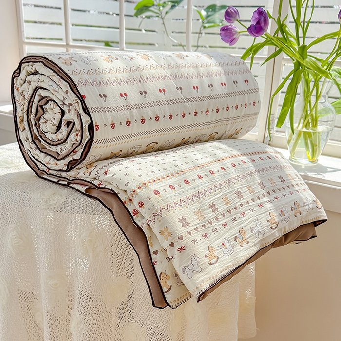 91家纺网 家纺一手货源 找家纺 美派 2026新款古法水洗云朵棉云感纱夏被夏凉被空调被 木马乐园