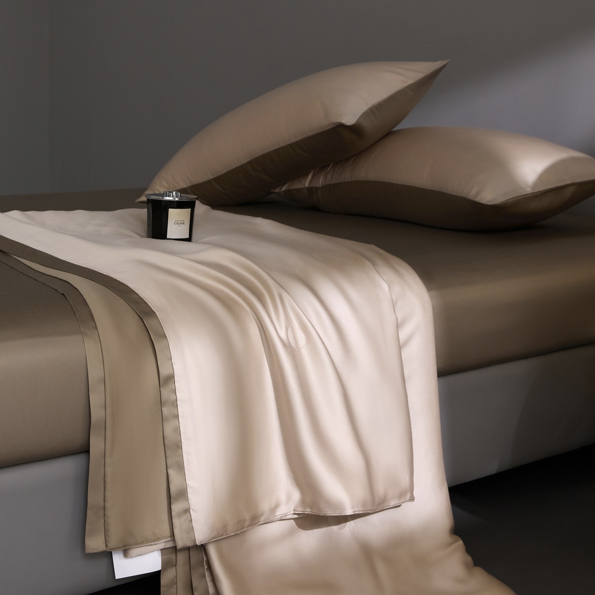 91家纺网 家纺一手货源 找家纺 A+爱家（纪梵茜） 2026新品蚕丝被兰精天丝夏被四件套100%蚕丝夏凉被子夏季空调被 藕色