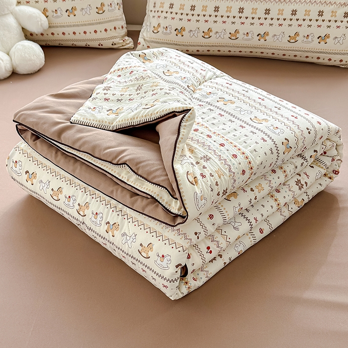 91家纺网 家纺一手货源 找家纺 美派 2026新款古法水洗云朵棉云感纱夏被夏凉被空调被 木马乐园