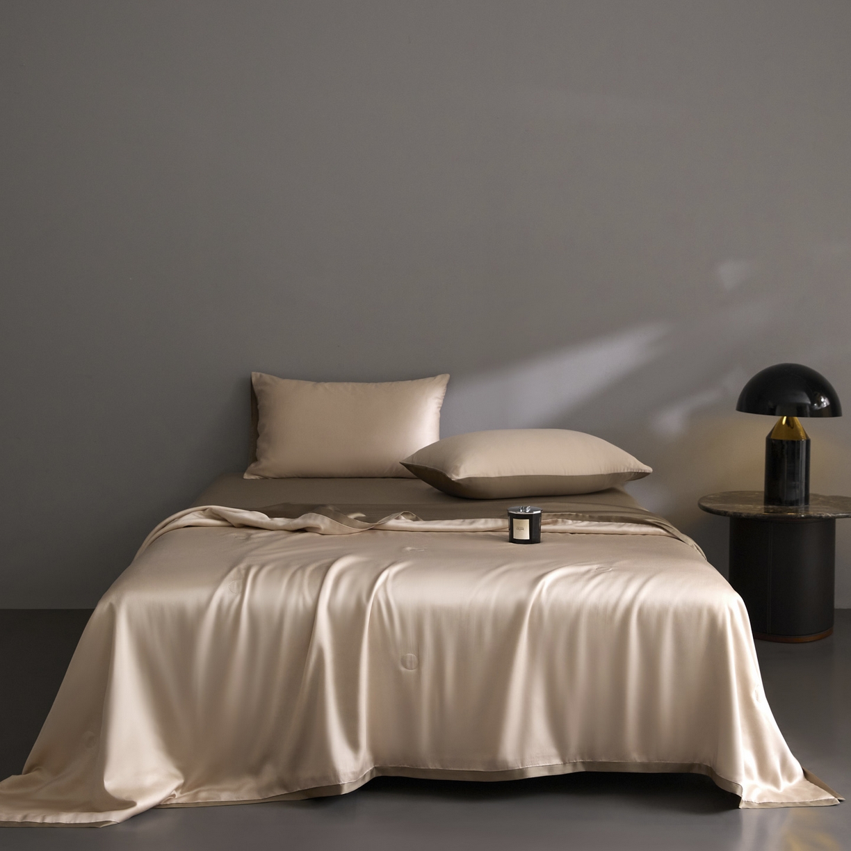 91家纺网 家纺一手货源 找家纺 A+爱家（纪梵茜） 2026新品蚕丝被兰精天丝夏被四件套100%蚕丝夏凉被子夏季空调被 藕色