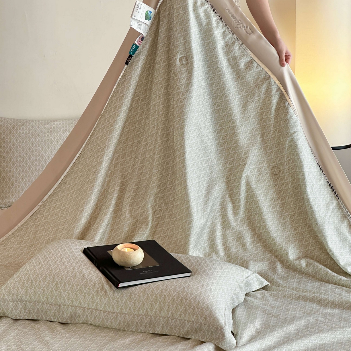 91家纺网 家纺一手货源 找家纺 丽笙被芯 2026新款兰精天丝数码印花Naia镂空夏被夏凉被空调被 奥利尔-绿