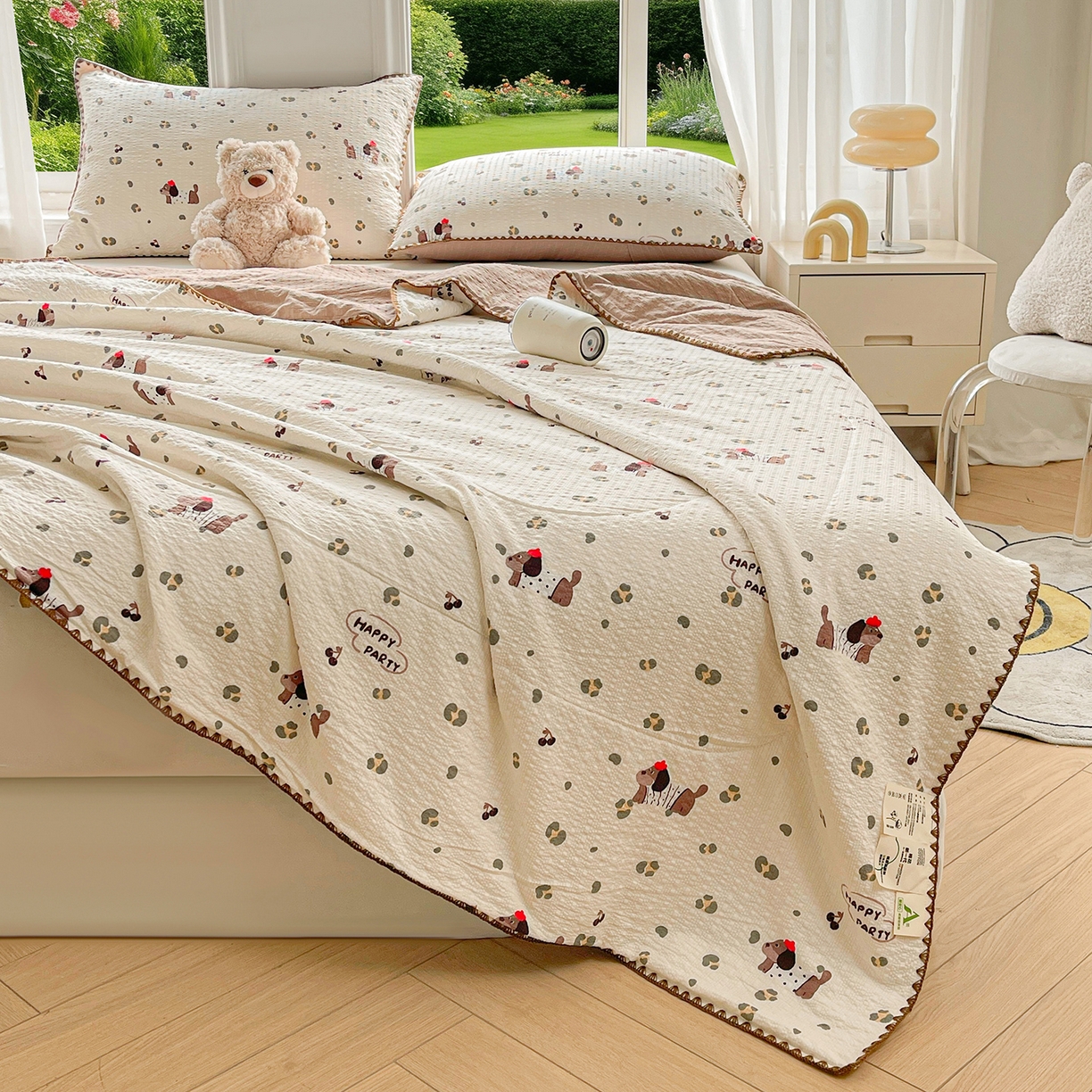 91家纺网 家纺一手货源 找家纺 米萝家居 2026新款泡泡棉夏被新疆棉花空调被夏凉被 狗狗日记