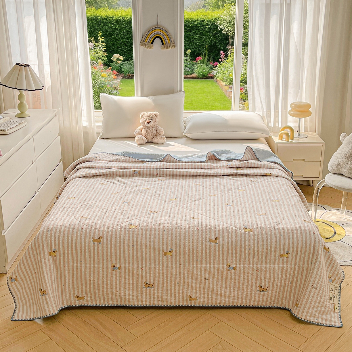 91家纺网 家纺一手货源 找家纺 米萝家居 2026新款泡泡棉夏被新疆棉花空调被夏凉被 时尚派对