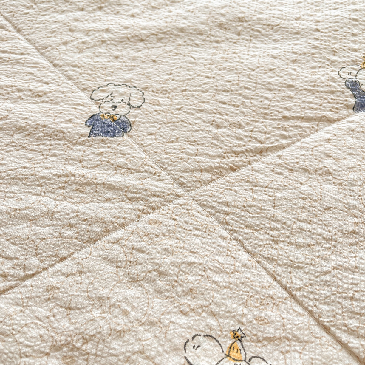 91家纺网 家纺一手货源 找家纺 米萝家居 2026新款泡泡棉夏被新疆棉花空调被夏凉被 叮当狗