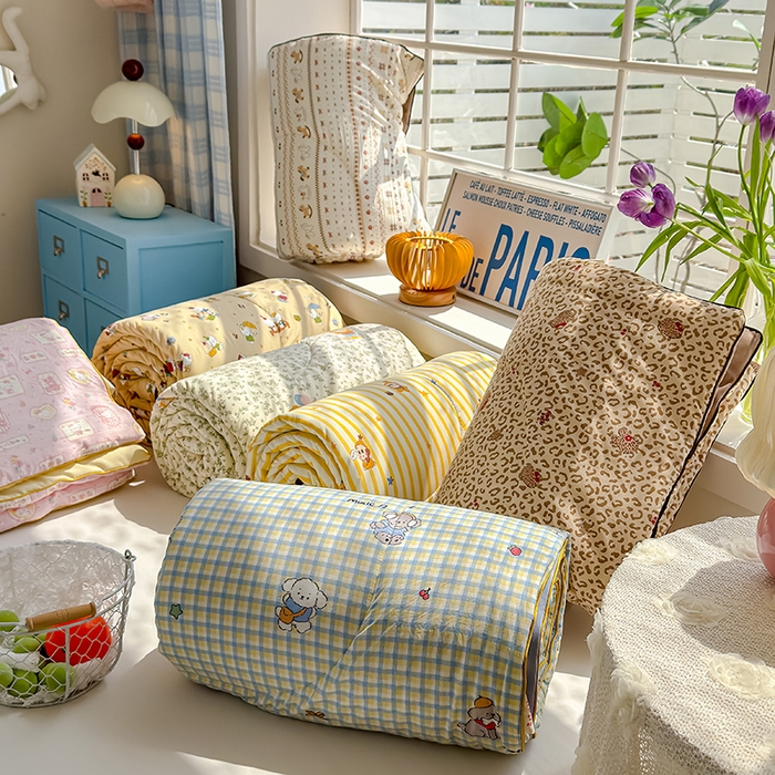 91家纺网 家纺一手货源 找家纺 美派 2026新款古法水洗云朵棉云感纱夏被夏凉被空调被 组合图仅供参考