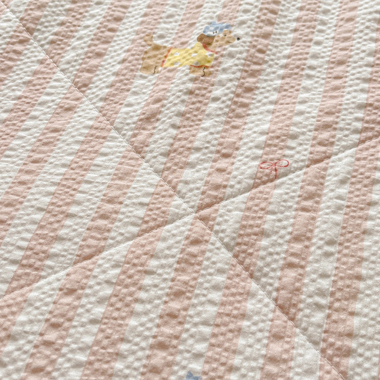 91家纺网 家纺一手货源 找家纺 米萝家居 2026新款泡泡棉夏被新疆棉花空调被夏凉被 时尚派对