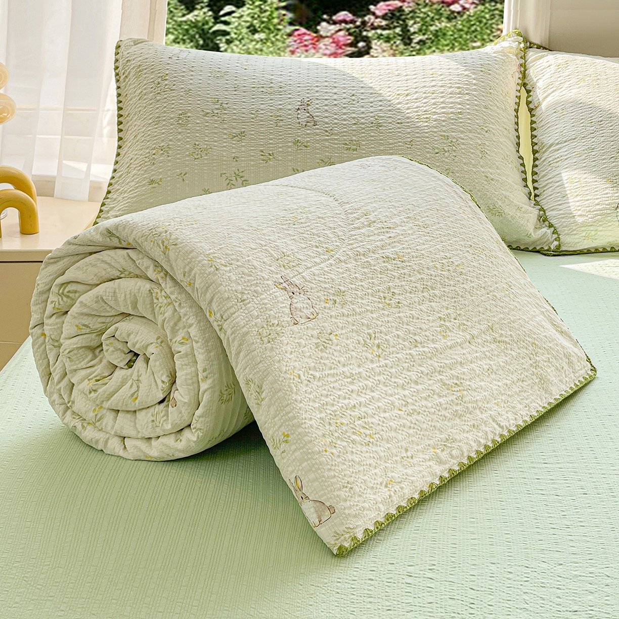 91家纺网 家纺一手货源 找家纺 米萝家居 2026新款泡泡棉夏被新疆棉花空调被夏凉被 丛林兔