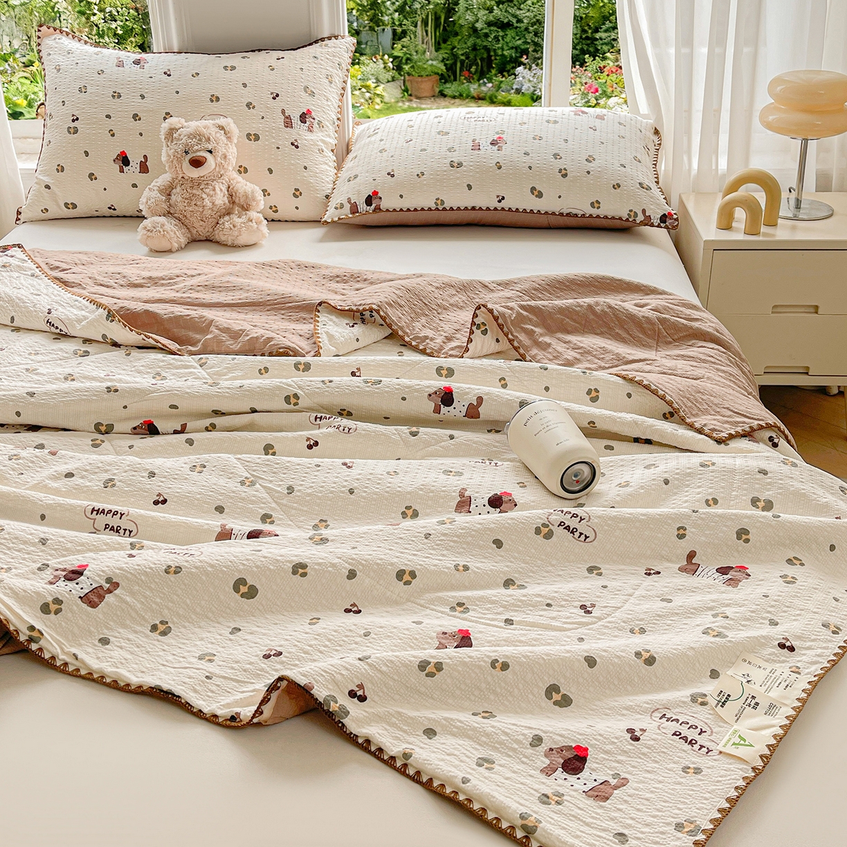 91家纺网 家纺一手货源 找家纺 米萝家居 2026新款泡泡棉夏被新疆棉花空调被夏凉被 狗狗日记