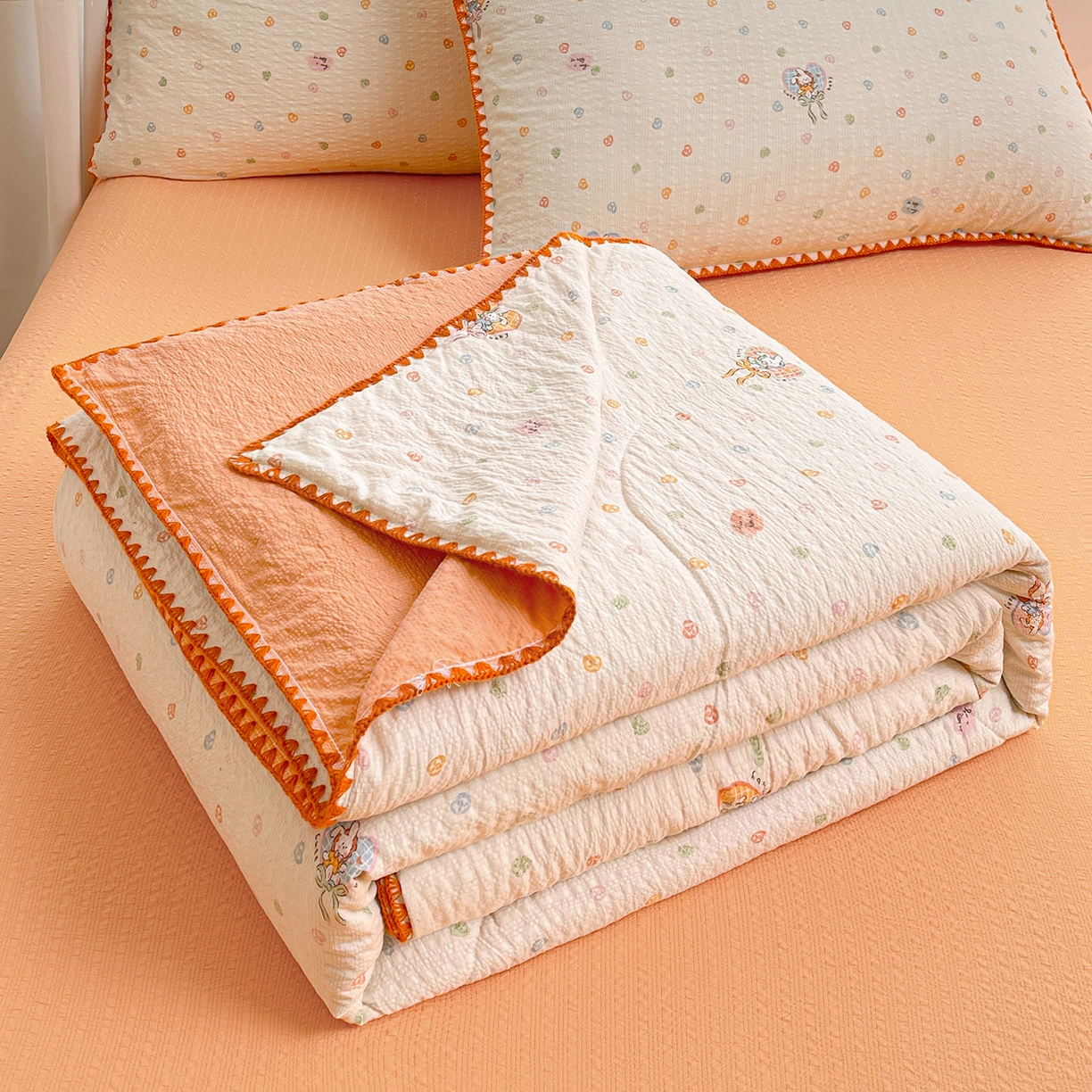 91家纺网 家纺一手货源 找家纺 米萝家居 2026新款泡泡棉夏被新疆棉花空调被夏凉被 欢喜兔