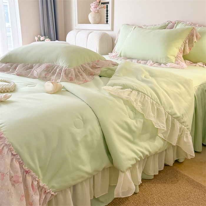 91家纺网 家纺一手货源 找家纺 富盛家纺 2026新款雪纺蕾丝刺绣法式床裙韩版夏凉被空调被夏被四件套 夏被四件套—浪漫主义（绿）