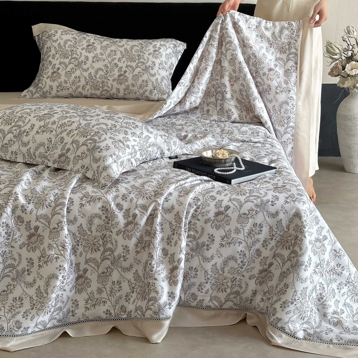 91家纺网 家纺一手货源 找家纺 丽笙被芯 2026新款兰精天丝数码印花Naia镂空夏被夏凉被空调被 卡缇娅