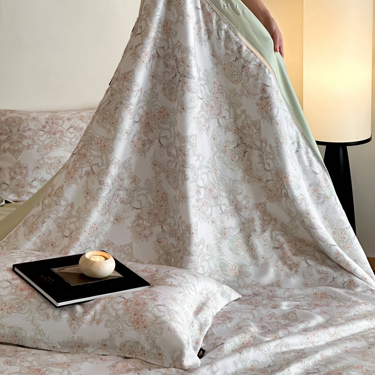 91家纺网 家纺一手货源 找家纺 丽笙被芯 2026新款兰精天丝数码印花Naia镂空夏被夏凉被空调被 莉格