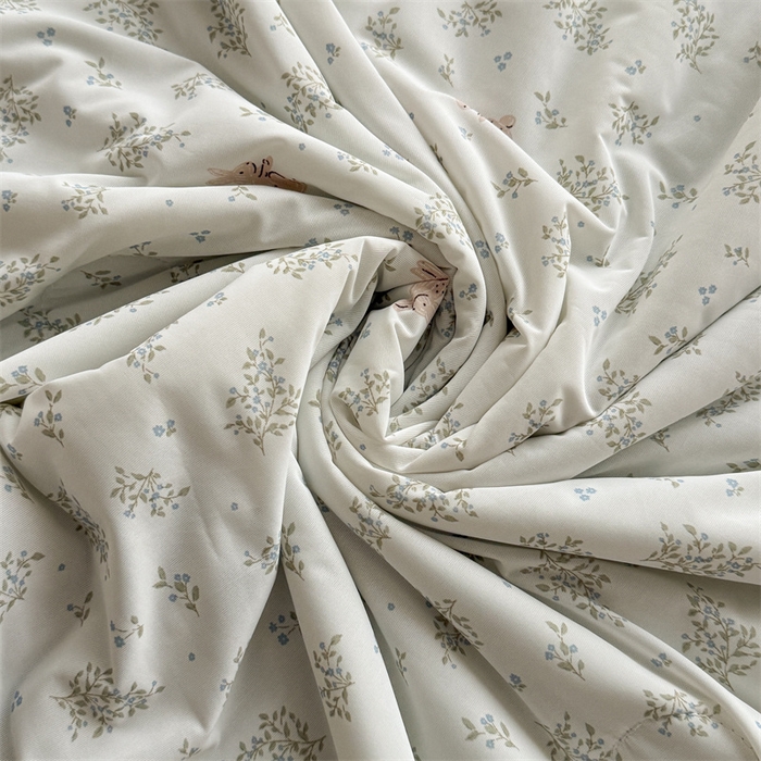 91家纺网 家纺一手货源 找家纺 吾欢心 2026新款仿锦安高克重凉感丝（含氨纶）夏凉被冰激凌空调被凉感小冰皮夏被 花园小兔