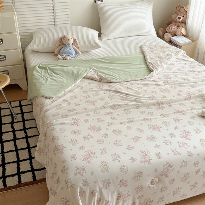 91家纺网 家纺一手货源 找家纺 吾欢心 2026新款仿锦安高克重凉感丝（含氨纶）夏凉被冰激凌空调被凉感小冰皮夏被 蜜柚花屿