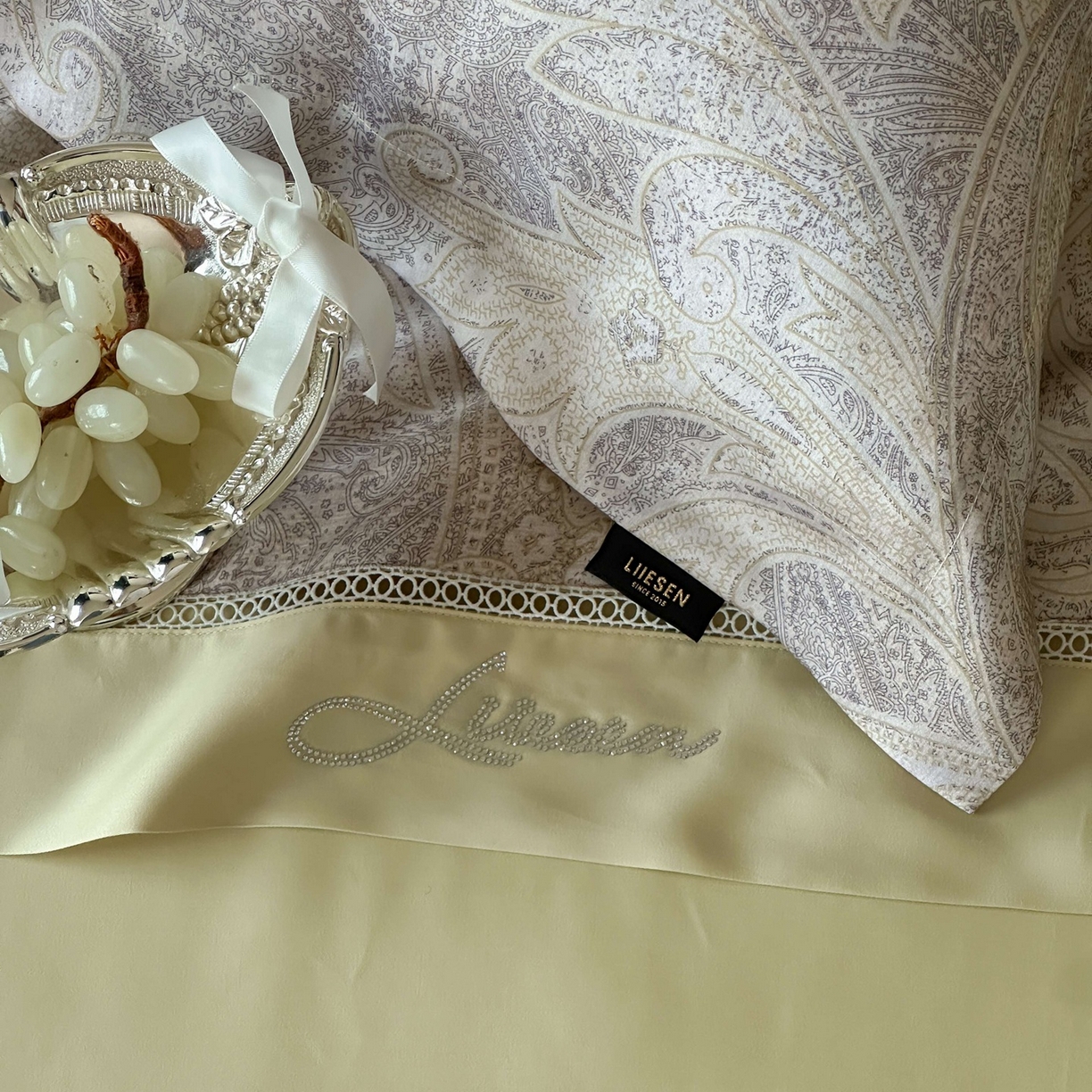 91家纺网 家纺一手货源 找家纺 丽笙被芯 2026新款兰精天丝数码印花Naia镂空夏被夏凉被空调被 尼芙绿