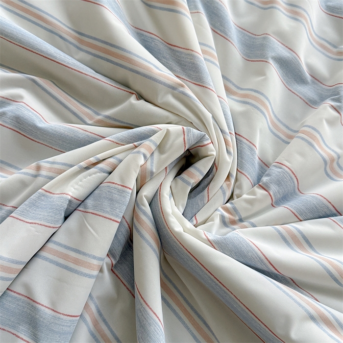91家纺网 家纺一手货源 找家纺 吾欢心 2026新款仿锦安高克重凉感丝（含氨纶）夏凉被冰激凌空调被凉感小冰皮夏被 时尚条纹