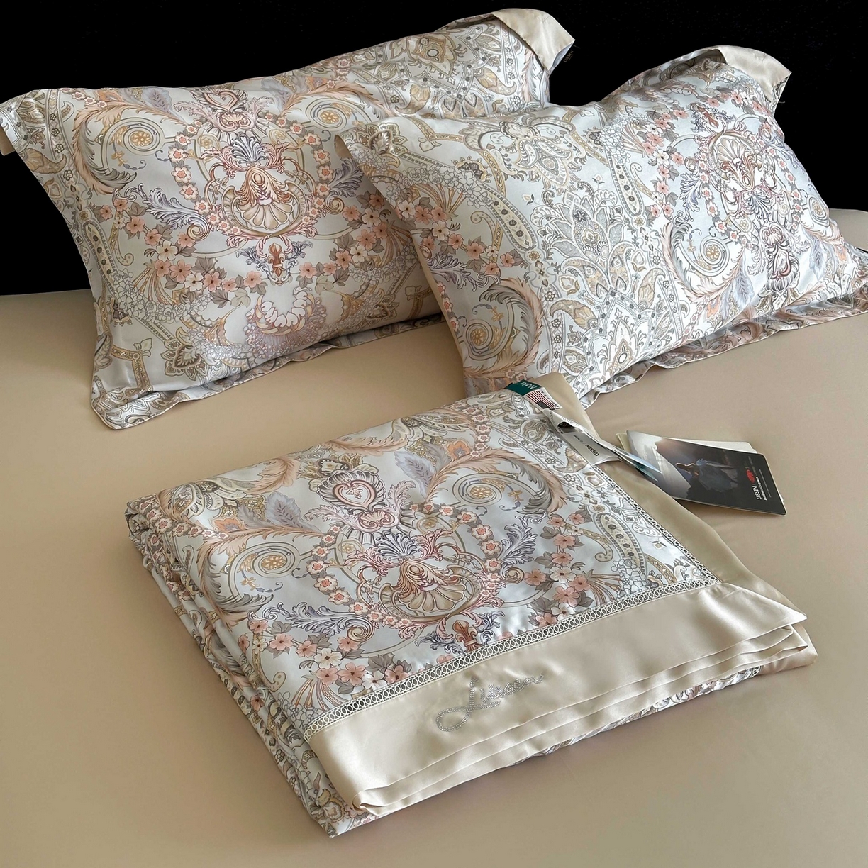 91家纺网 家纺一手货源 找家纺 丽笙被芯 2026新款兰精天丝数码印花Naia镂空夏被夏凉被空调被 日耳曼