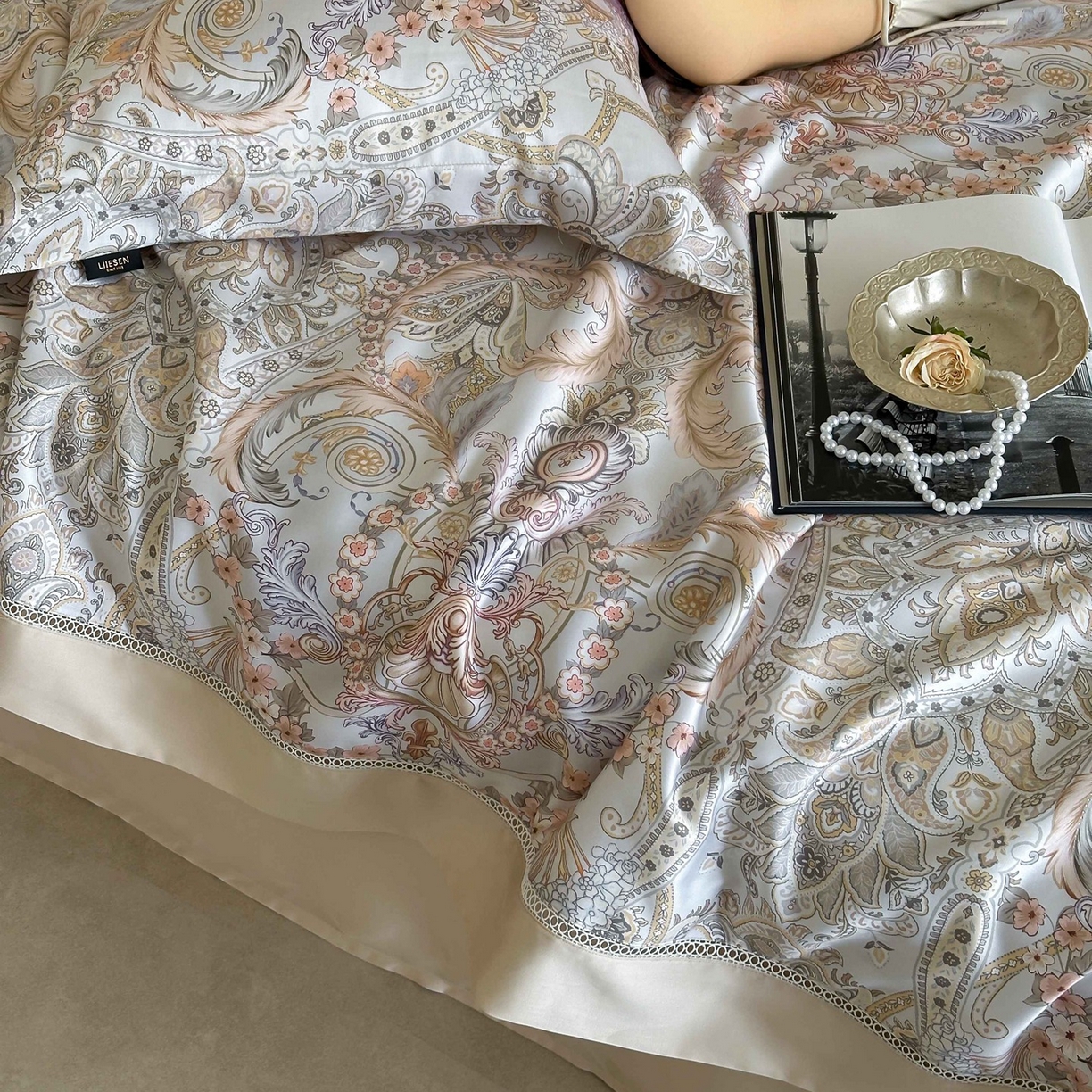 91家纺网 家纺一手货源 找家纺 丽笙被芯 2026新款兰精天丝数码印花Naia镂空夏被夏凉被空调被 日耳曼