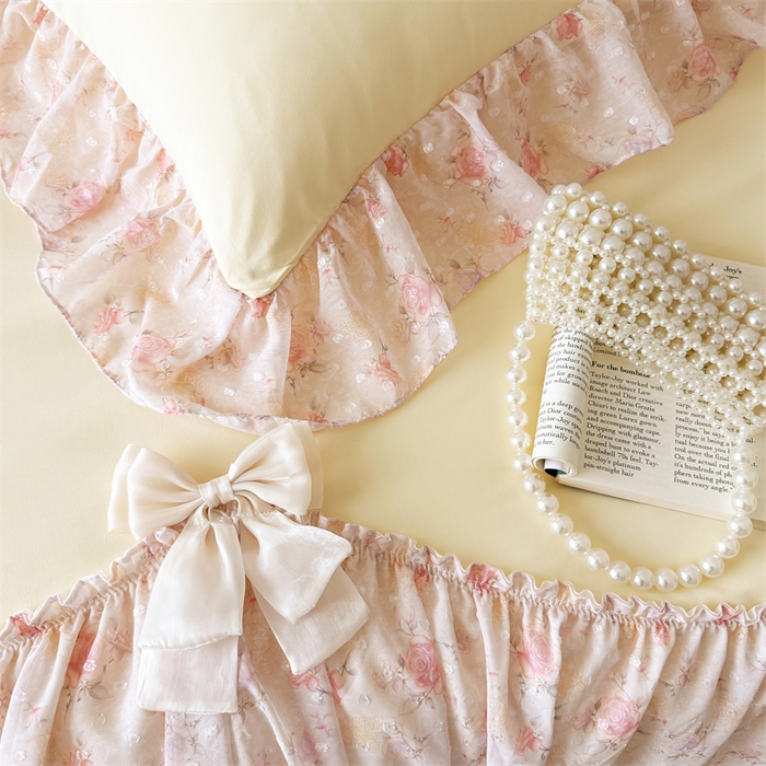 91家纺网 家纺一手货源 找家纺 富盛家纺 2026新款雪纺蕾丝刺绣法式床裙韩版夏凉被空调被夏被四件套 夏被四件套—浪漫主义（黄）