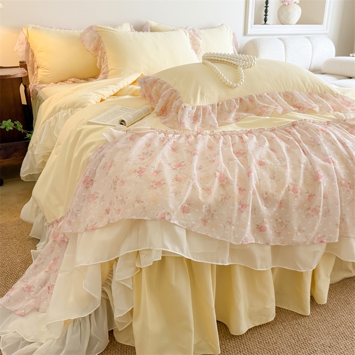 91家纺网 家纺一手货源 找家纺 富盛家纺 2026新款雪纺蕾丝刺绣法式床裙韩版夏凉被空调被夏被四件套 夏被四件套—浪漫主义（黄）