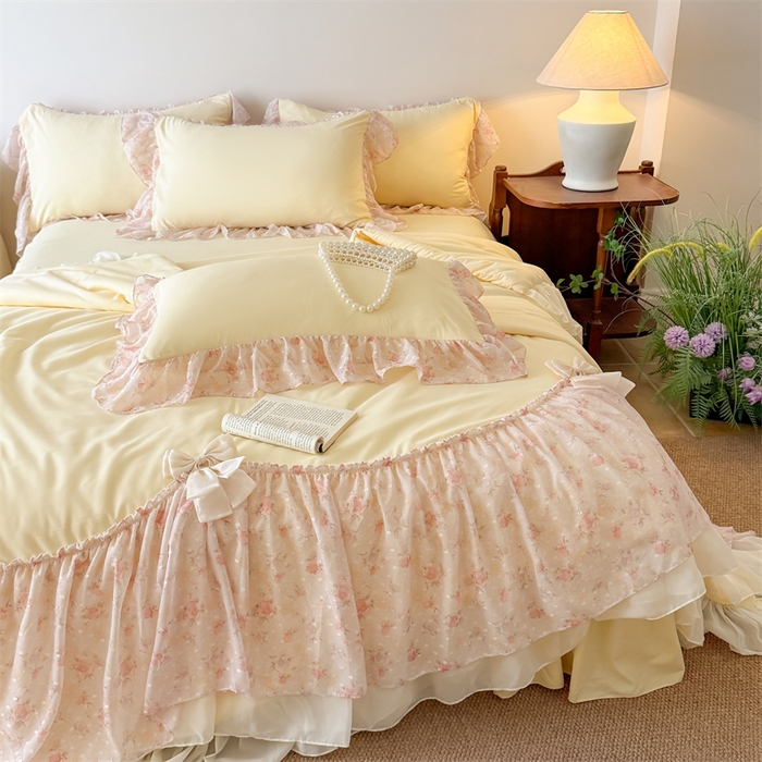 91家纺网 家纺一手货源 找家纺 富盛家纺 2026新款雪纺蕾丝刺绣法式床裙韩版夏凉被空调被夏被四件套 夏被四件套—浪漫主义（黄）