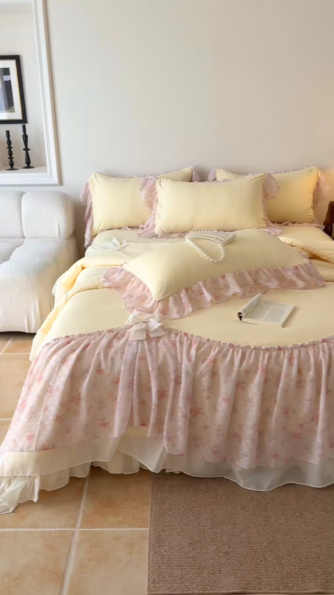 91家纺网 家纺一手货源 找家纺 富盛家纺 2026新款雪纺蕾丝刺绣法式床裙韩版夏凉被空调被夏被四件套 夏被四件套—浪漫主义（黄）