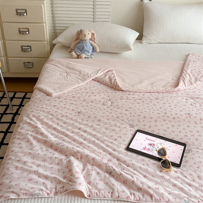 91家纺网 家纺一手货源 找家纺 吾欢心 2026新款仿锦安高克重凉感丝（含氨纶）夏凉被冰激凌空调被凉感小冰皮夏被 甜心小猫