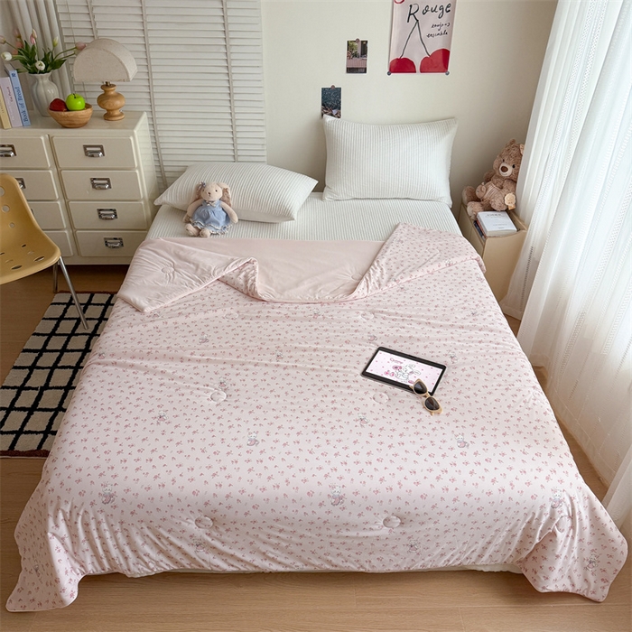 91家纺网 家纺一手货源 找家纺 吾欢心 2026新款仿锦安高克重凉感丝（含氨纶）夏凉被冰激凌空调被凉感小冰皮夏被 甜心小猫