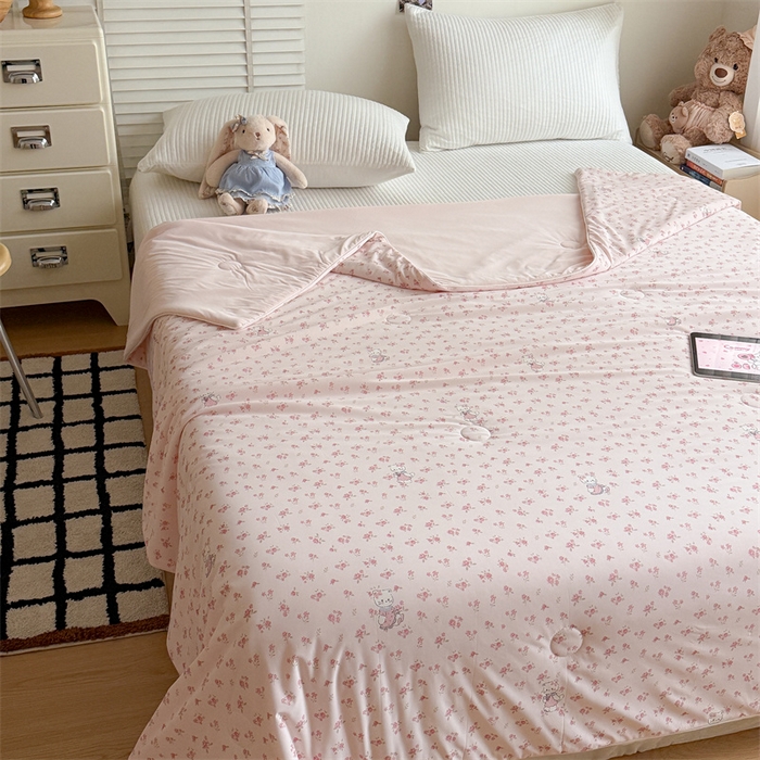 91家纺网 家纺一手货源 找家纺 吾欢心 2026新款仿锦安高克重凉感丝（含氨纶）夏凉被冰激凌空调被凉感小冰皮夏被 甜心小猫