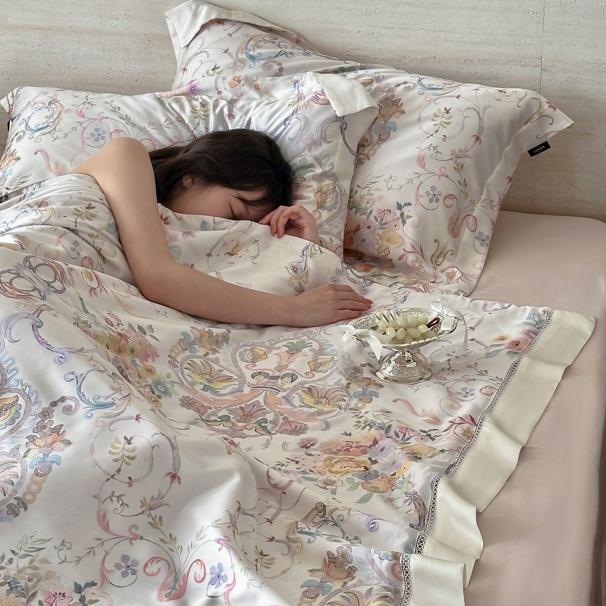 91家纺网 家纺一手货源 找家纺 丽笙被芯 2026新款兰精天丝数码印花Naia镂空夏被夏凉被空调被 韶光