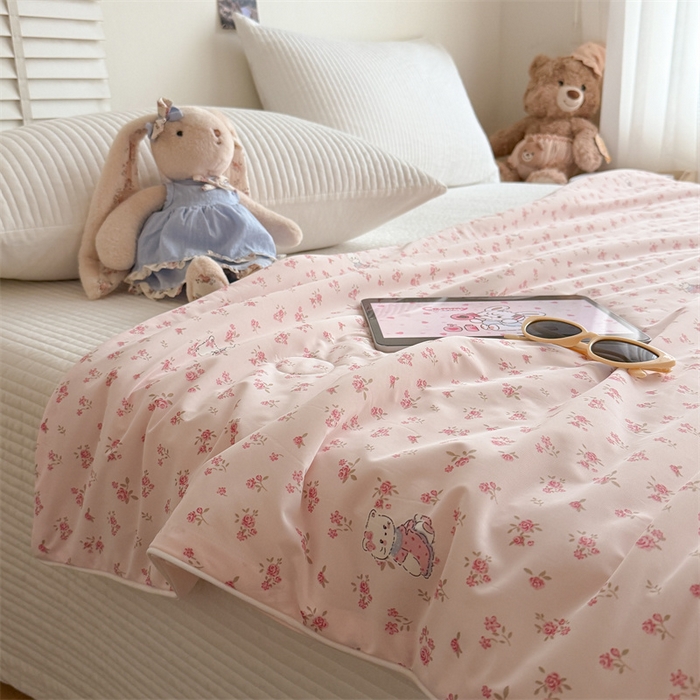 91家纺网 家纺一手货源 找家纺 吾欢心 2026新款仿锦安高克重凉感丝（含氨纶）夏凉被冰激凌空调被凉感小冰皮夏被 甜心小猫