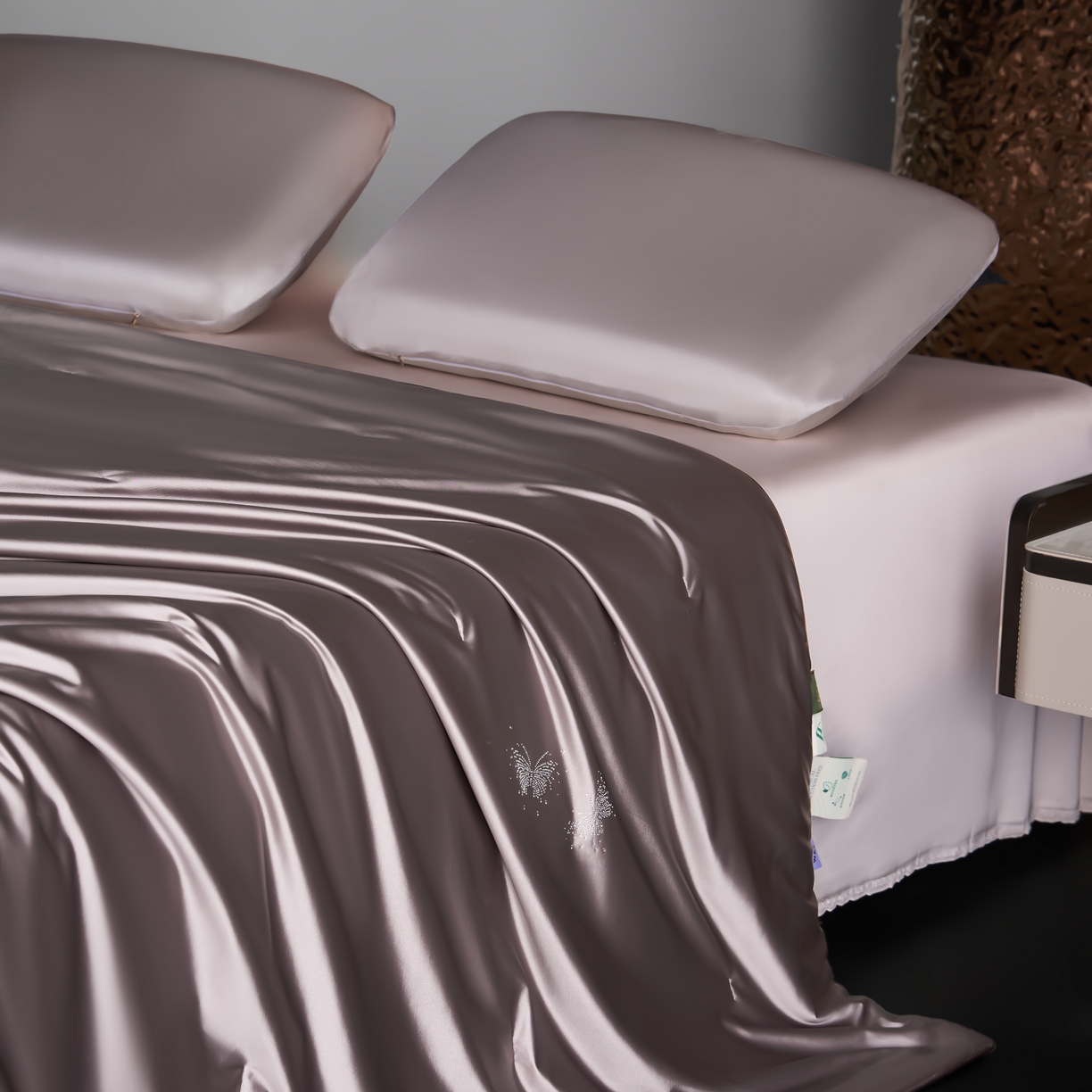 91家纺网 家纺一手货源 找家纺 （总）桂雅居 2026新款珍妮莎纤凉野蚕丝被夏被空调被夏凉被（最低控价：298起(券后价) 充值会员价-10）