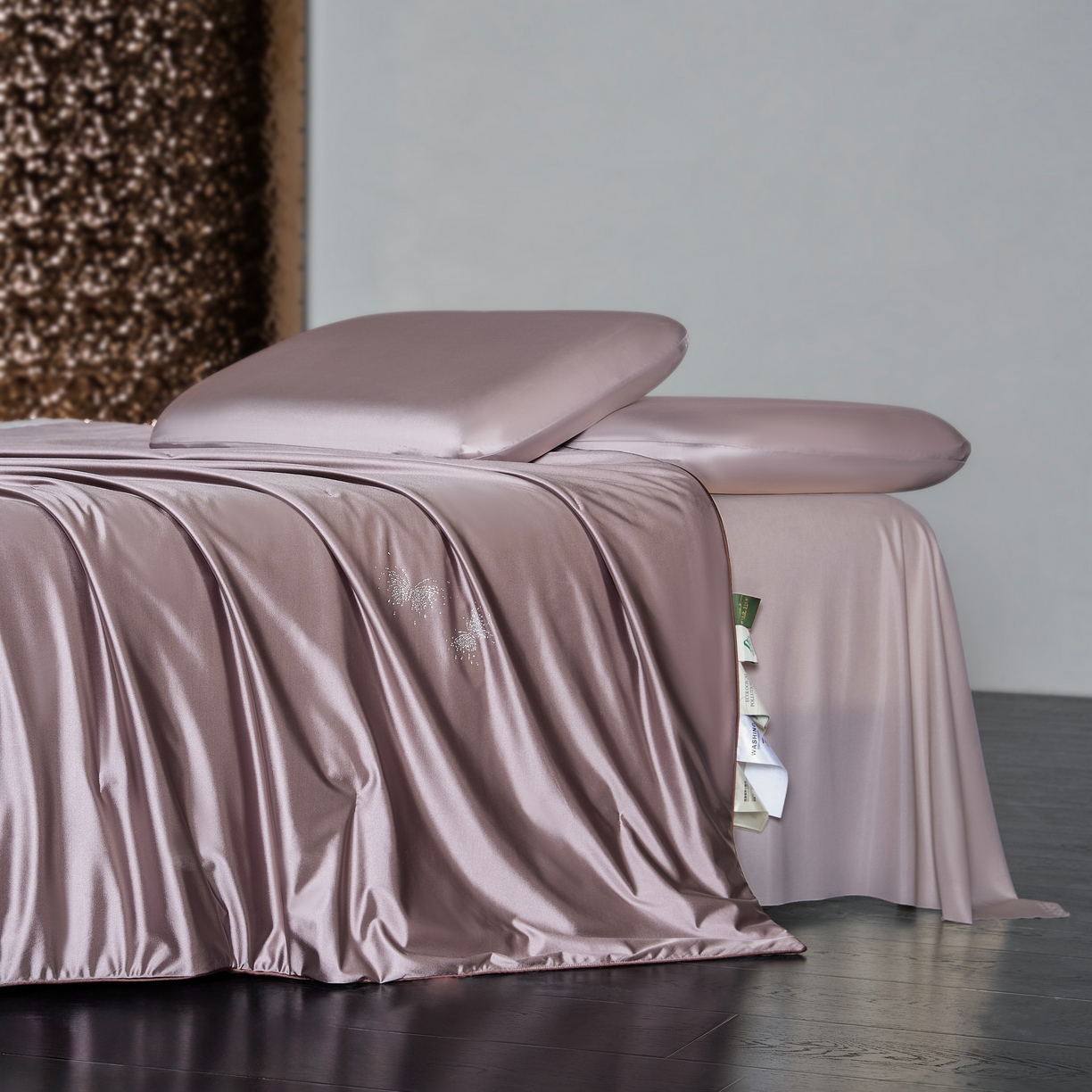 91家纺网 家纺一手货源 找家纺 桂雅居 2026新款珍妮莎纤凉野蚕丝被夏被空调被夏凉被 暮山紫（最低控价：298起(券后价) 充值会员价-10）